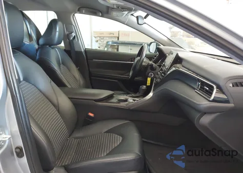 2022 Toyota Camry Se z USA, uszkodzony, nr VIN 4T1G11AK2NU639171